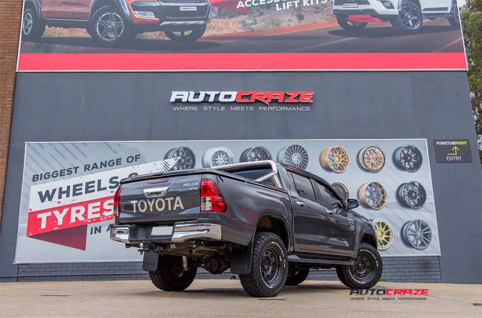 FORD-RANGER-TERRA-SATIN-BLACK